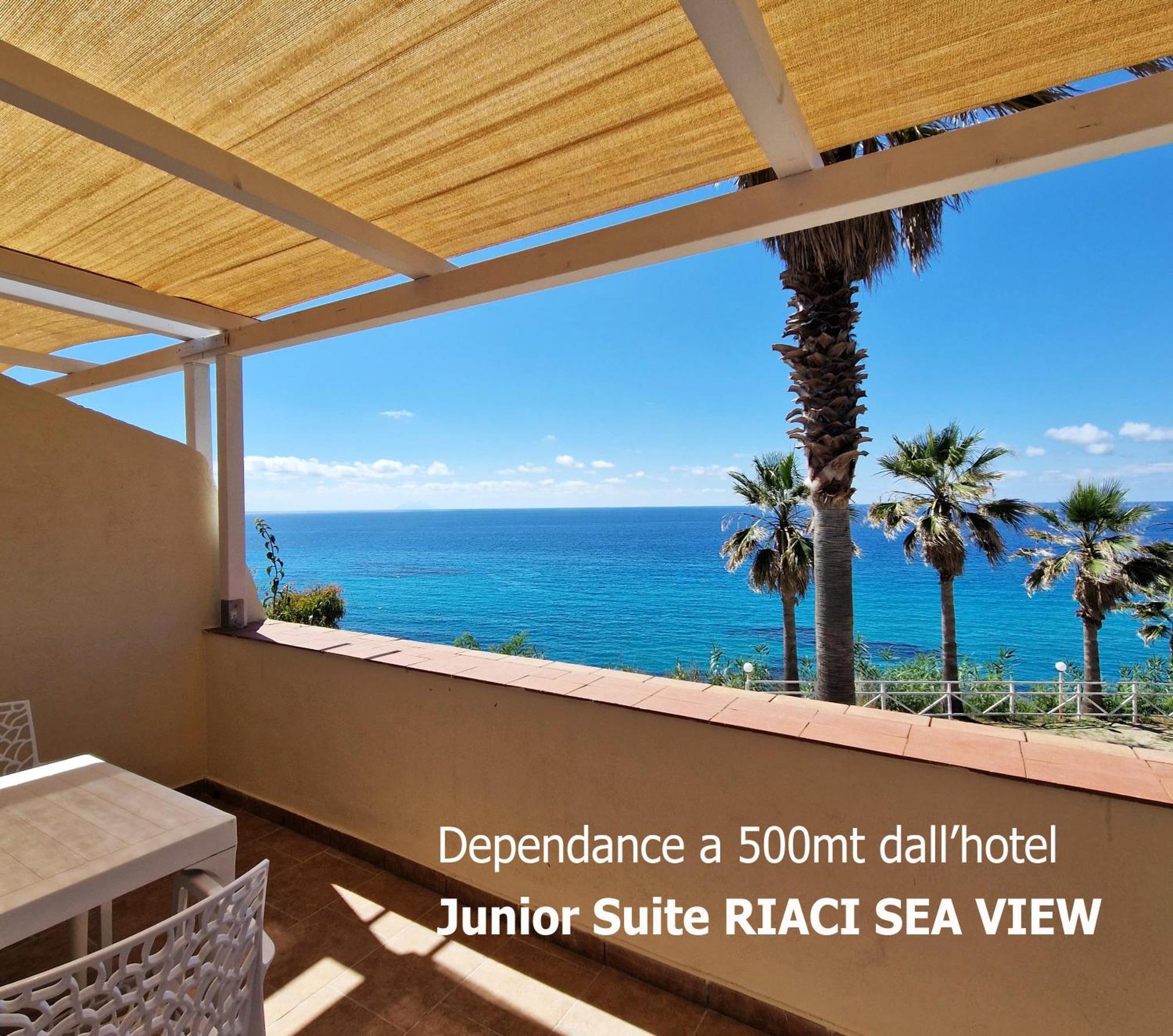 Suite Hotel L'Oasi Di Riaci (Adults Only) Santa Domenica  Exteriör bild
