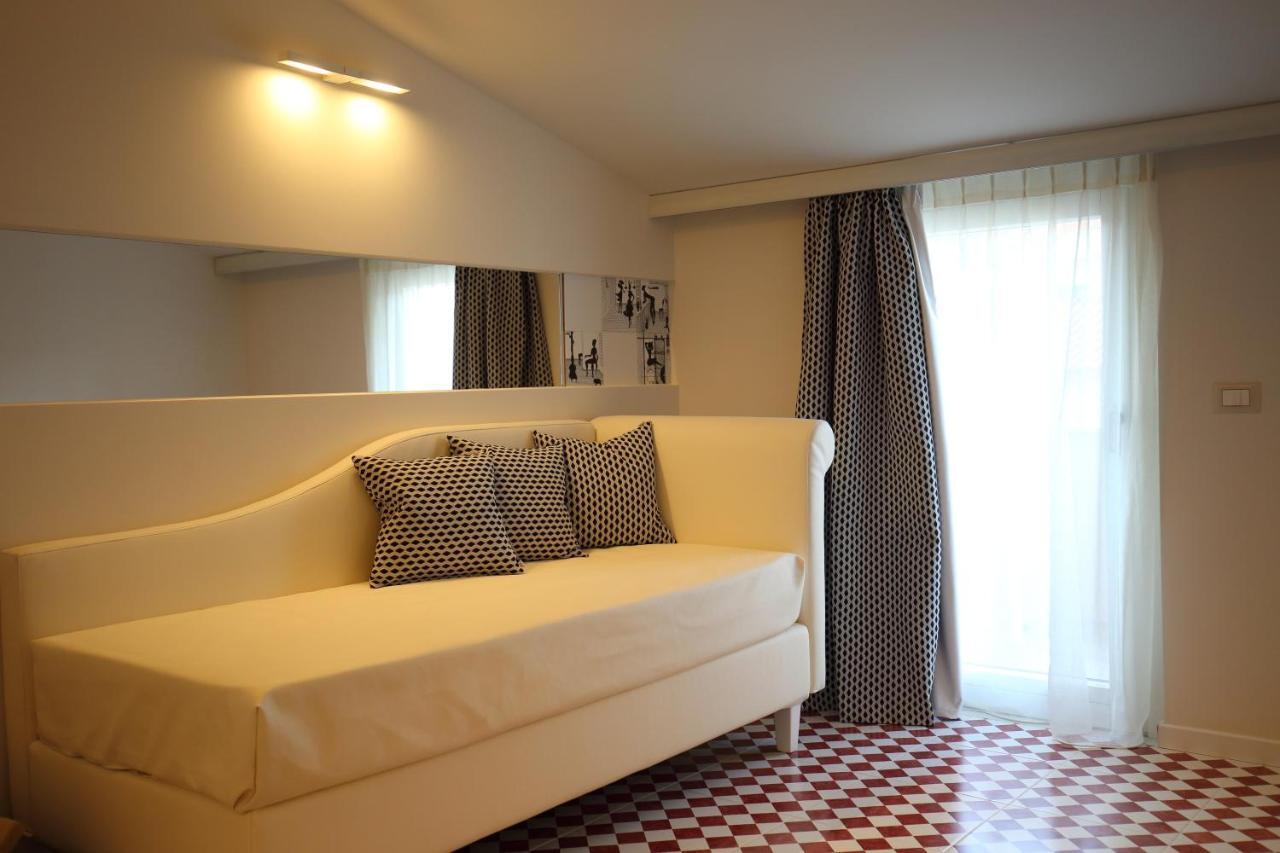 Suite Hotel L'Oasi Di Riaci (Adults Only) Santa Domenica  Exteriör bild